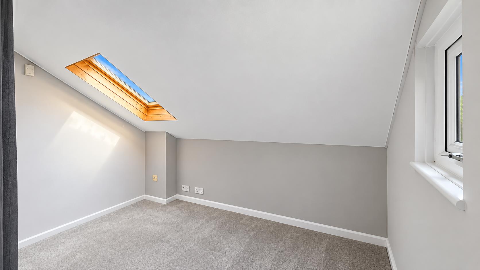 Pyxe Court, Walton Park, Milton Keynes